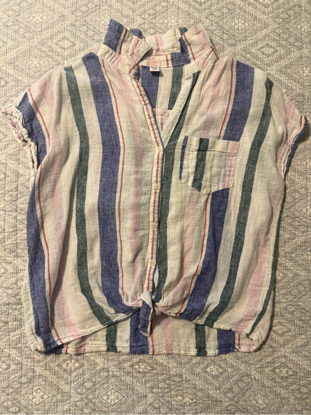 Old Navy top